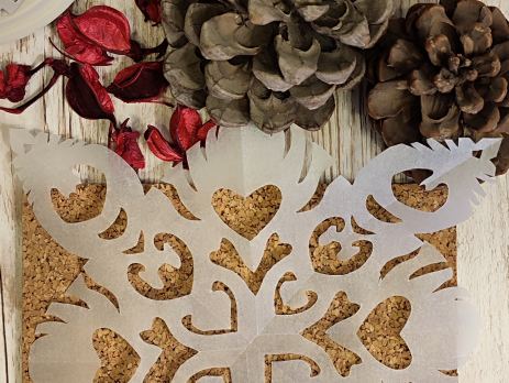 CALENDARIO DELL'AVVENTO CREATIVO - fiocco di neve di carta