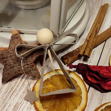 CALENDARIO DELL'AVVENTO CREATIVO - angelo con stellina