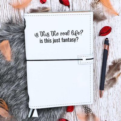 Midori A5 personalizzata con frase di Bohemian Rapsody dei Queen